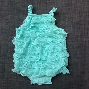 🎀 Cherokee Romper. 9 months 🎀